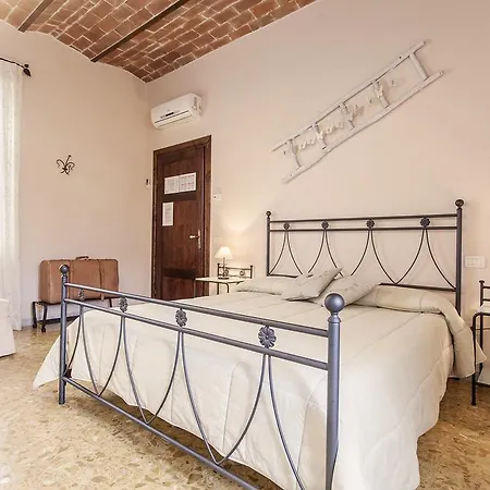 Da Ferro 3* Massarosa